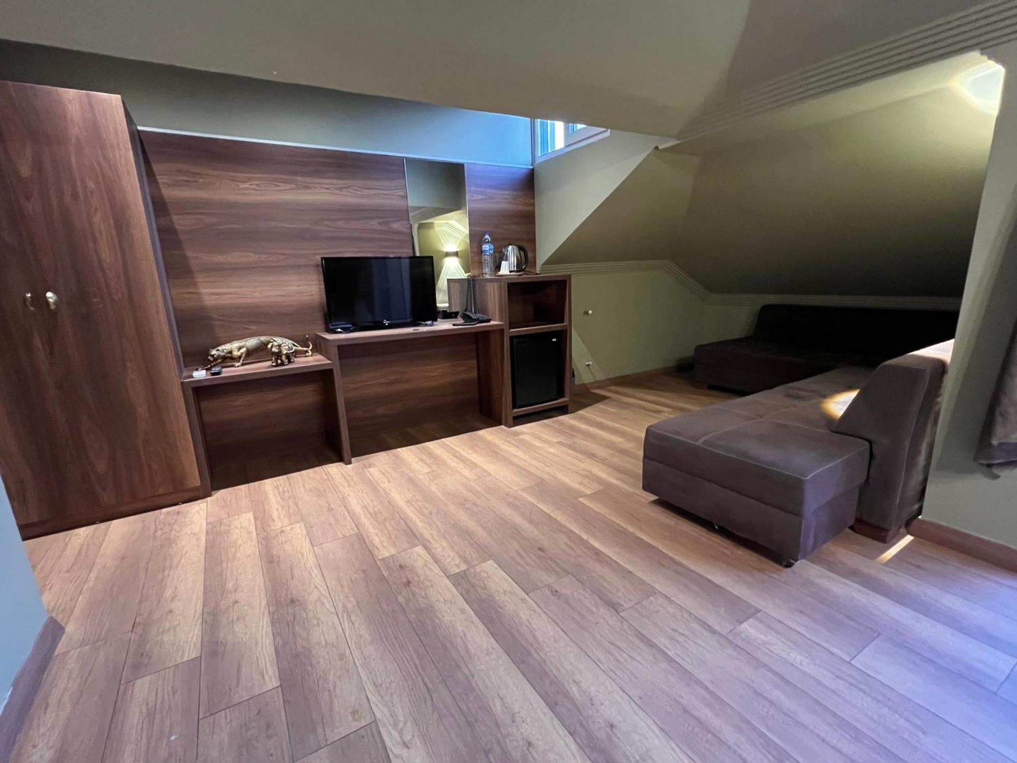 Real King Suite Hotel Trabzon Buitenkant foto